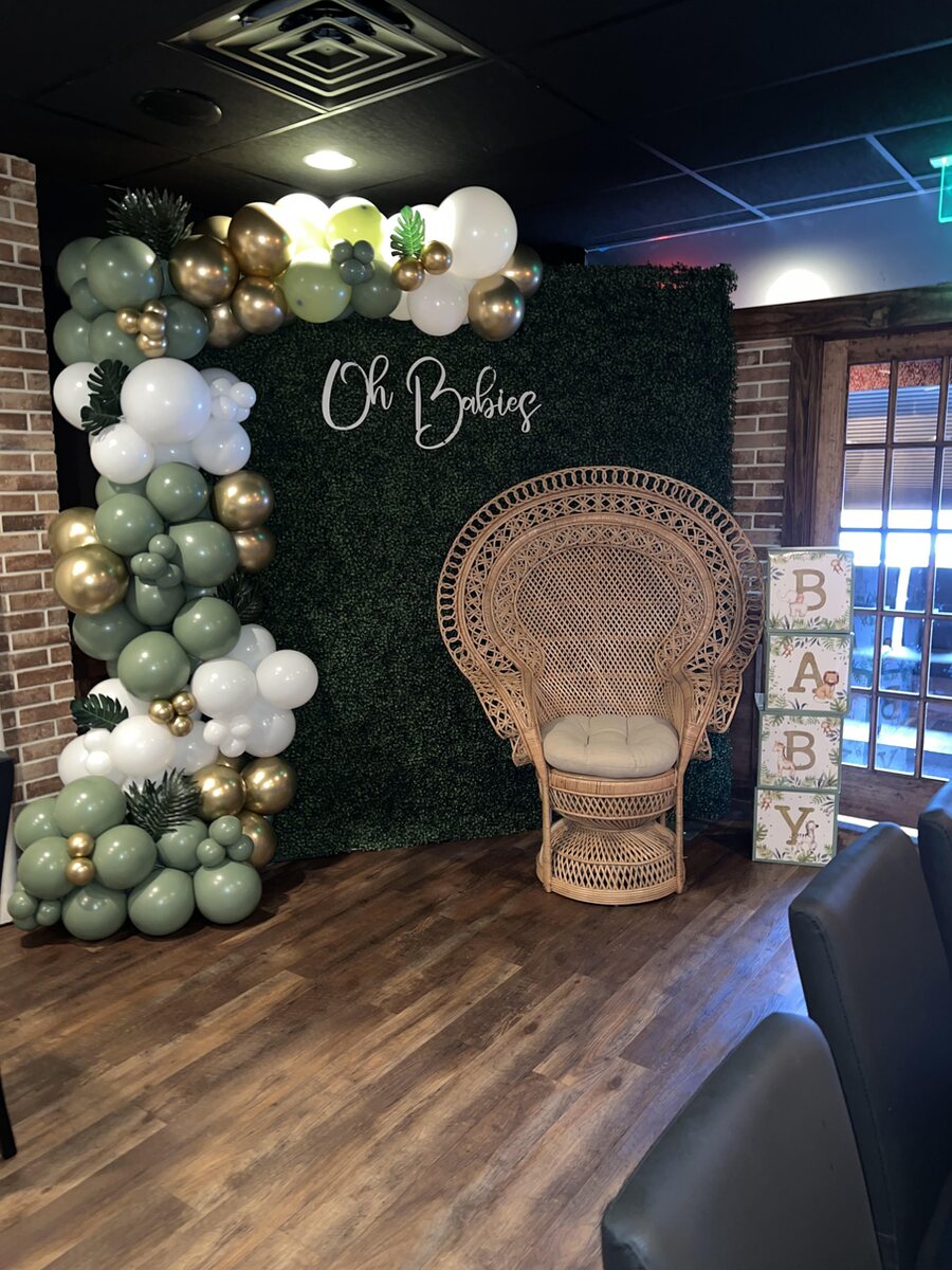 Green Boxwood Backdrop