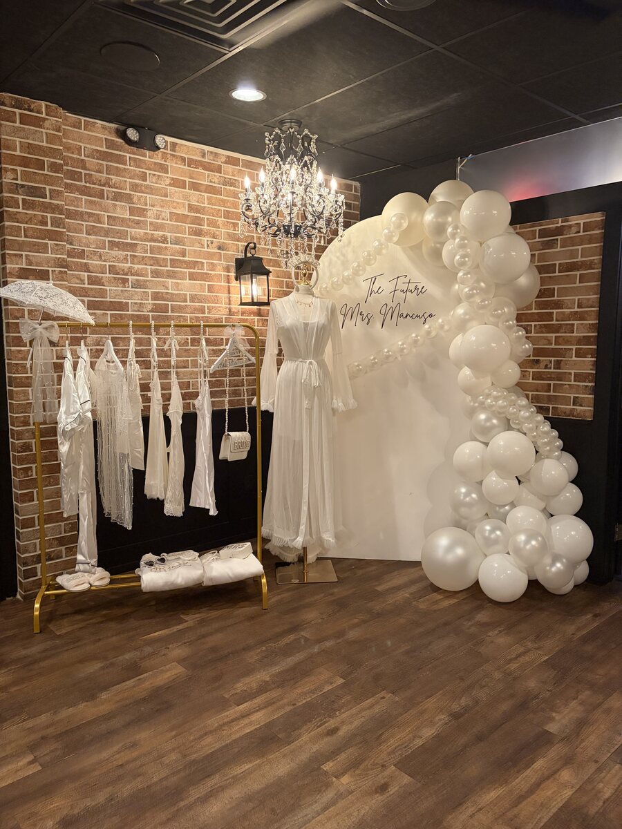 Mannequin & Garment Rack